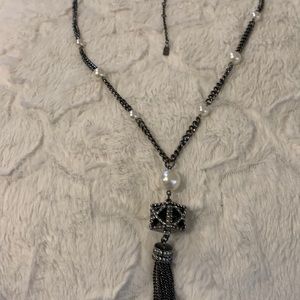 Jennifer Lopez Tassle Black and Faux Pearl Necklace